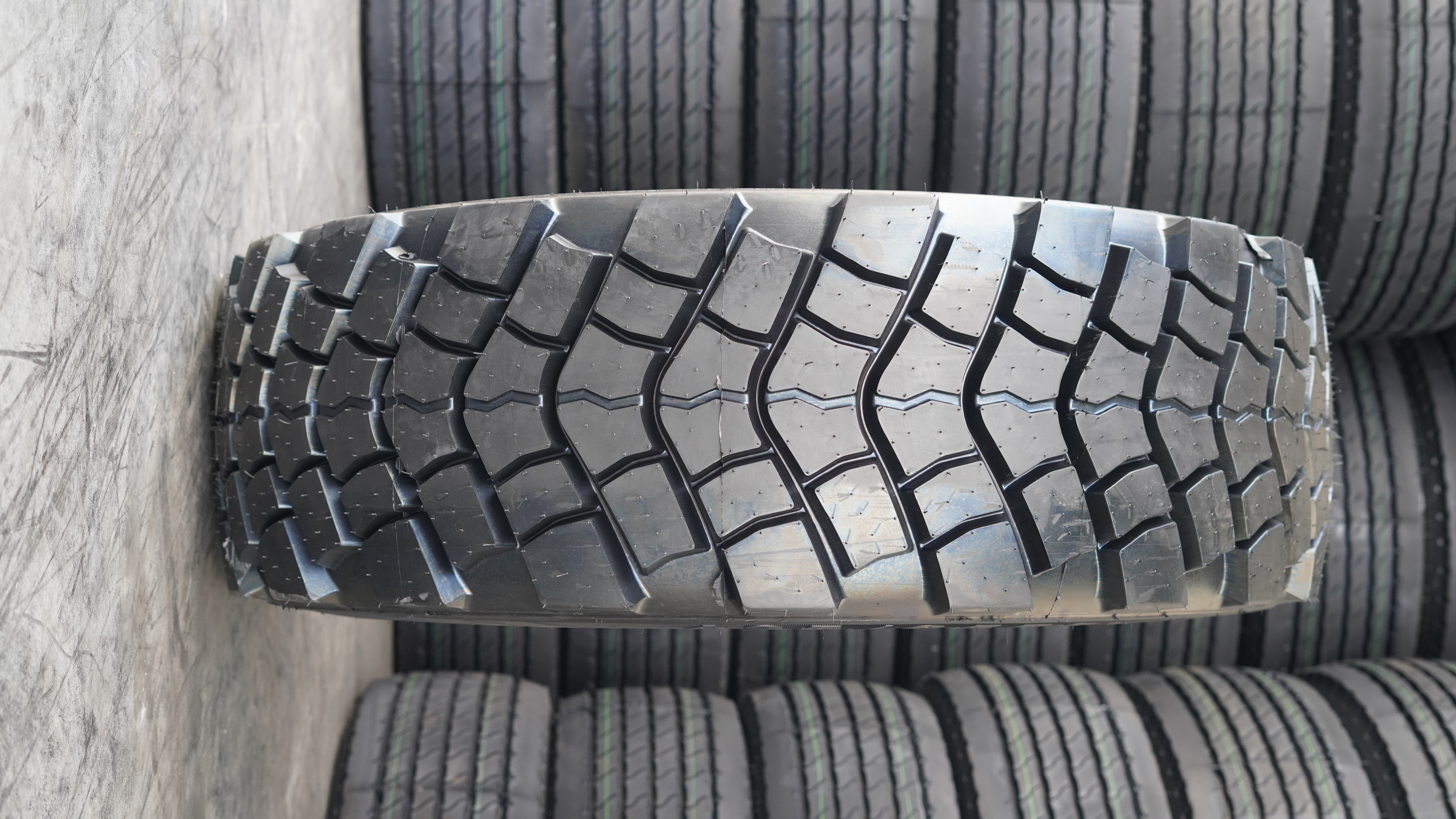 425/85R21 Military Tyre